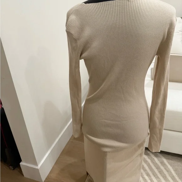 REVOLVE Lovers + Friends Cream Long Sleeve Dress - Picture 4 of 5